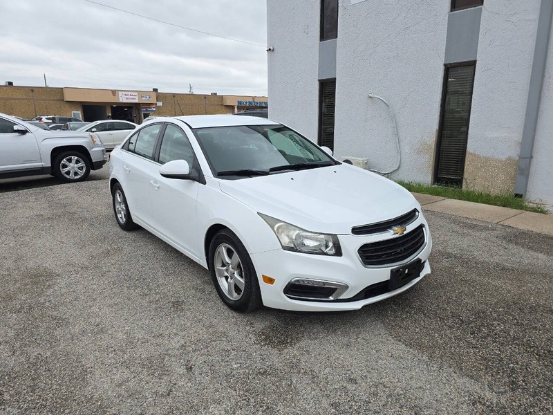 Chevrolet Cruze Vehicle Full-screen Gallery Image 01