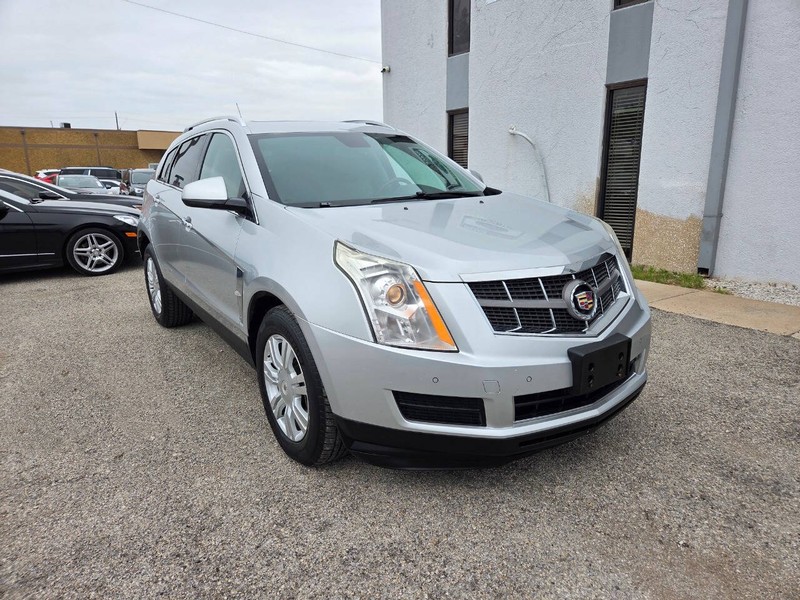 Cadillac SRX Vehicle Full-screen Gallery Image 03