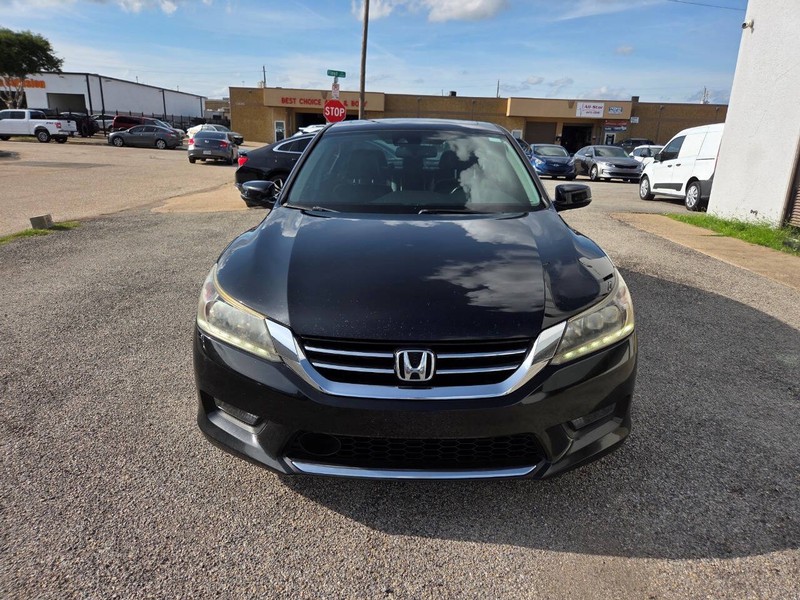 Honda Accord Sedan Vehicle Full-screen Gallery Image 02