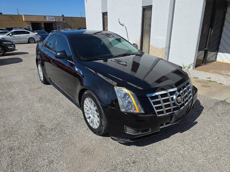 Cadillac CTS Sedan Vehicle Full-screen Gallery Image 01