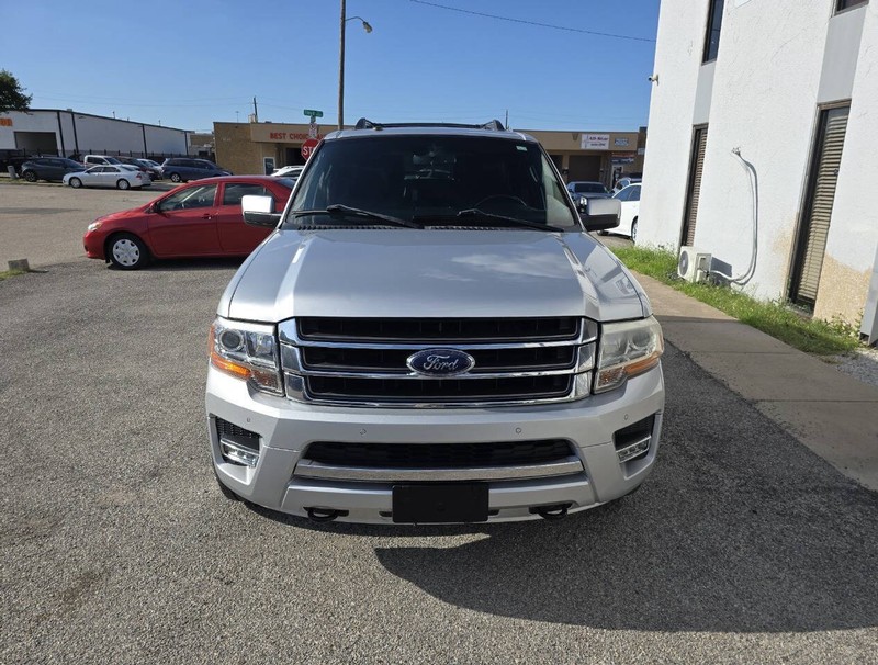 Ford Expedition Vehicle Full-screen Gallery Image 02