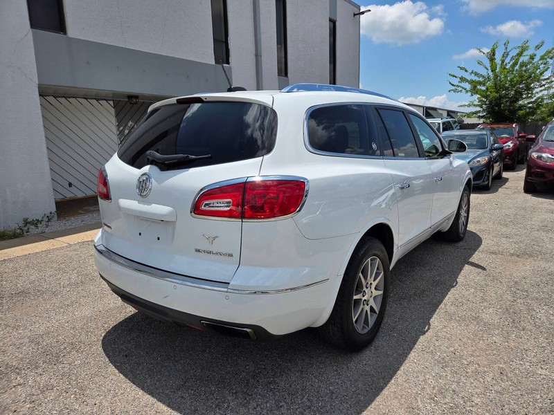 Buick Enclave Vehicle Full-screen Gallery Image 03