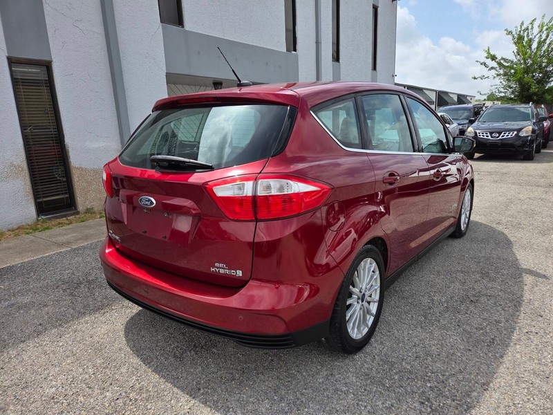 Ford C-Max Hybrid Vehicle Full-screen Gallery Image 03