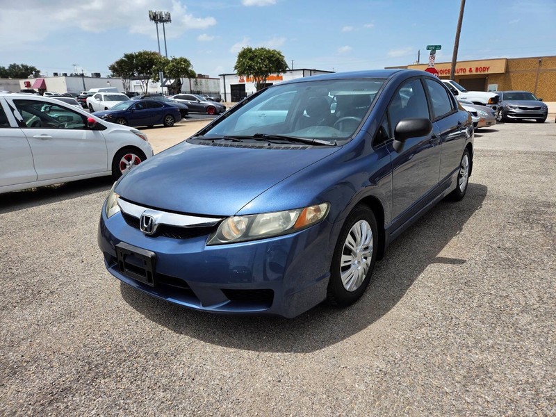 Honda Civic Sedan Vehicle Full-screen Gallery Image 01
