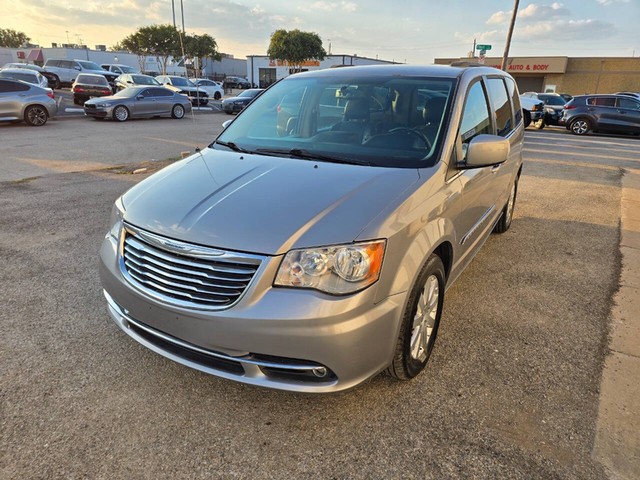 more details - chrysler town and country