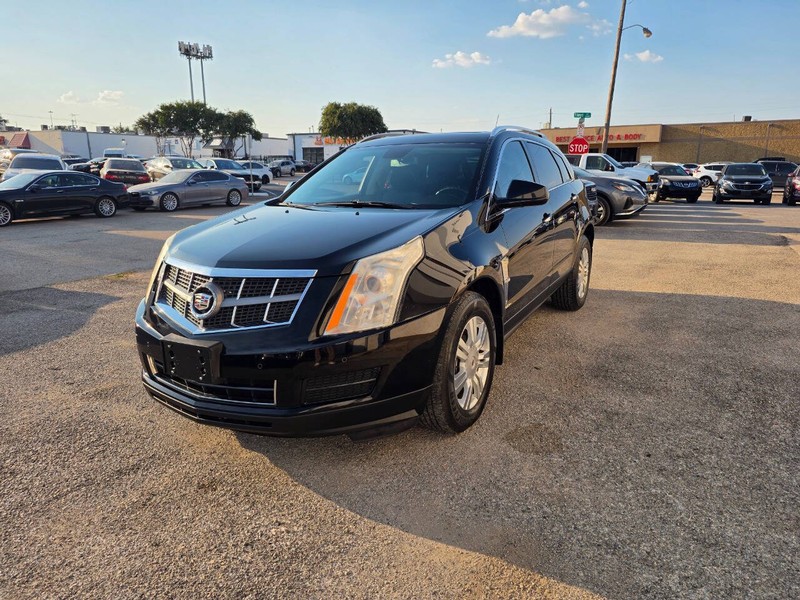 Cadillac SRX Vehicle Full-screen Gallery Image 01