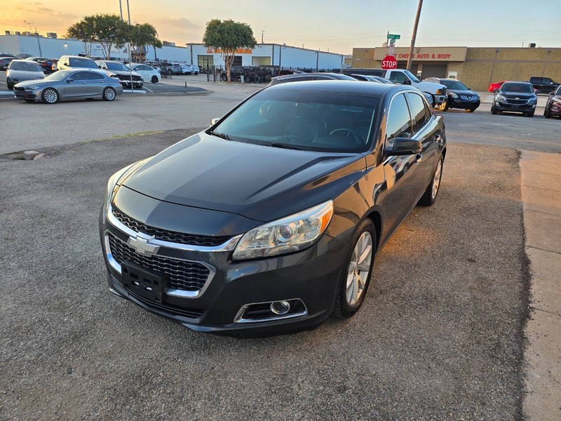 Chevrolet Malibu Vehicle Full-screen Gallery Image 03