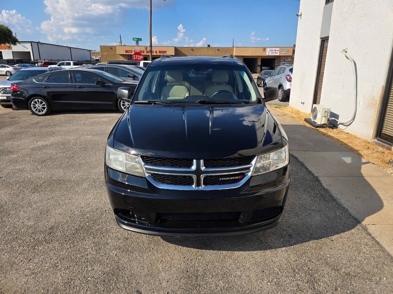 Dodge Journey Vehicle Full-screen Gallery Image 02
