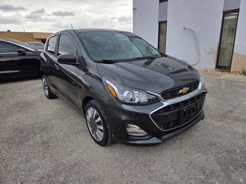 Chevrolet Spark Vehicle Full-screen Gallery Image 03