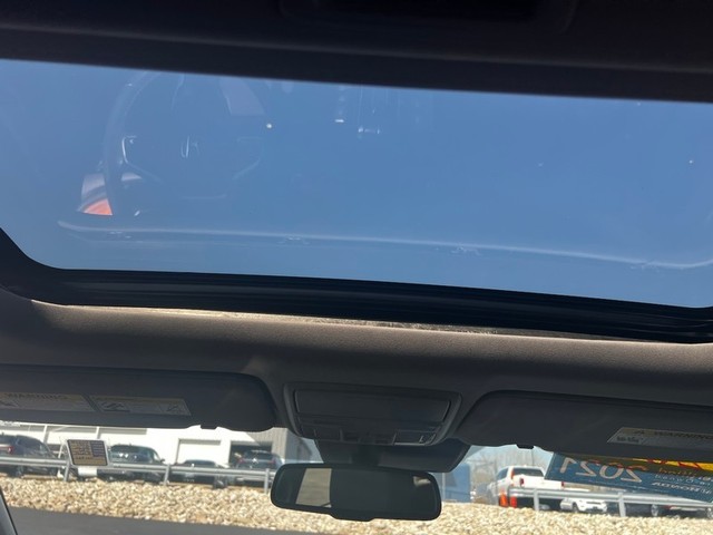 Honda CR-V Vehicle Full-screen Gallery Image 11