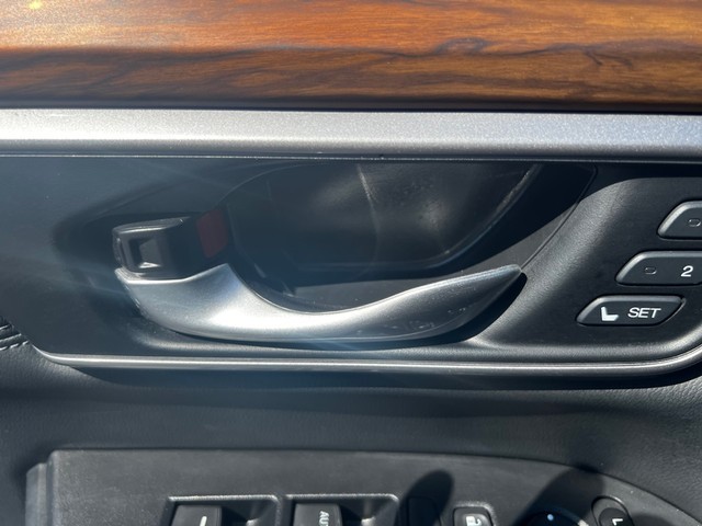 Honda CR-V Vehicle Full-screen Gallery Image 22