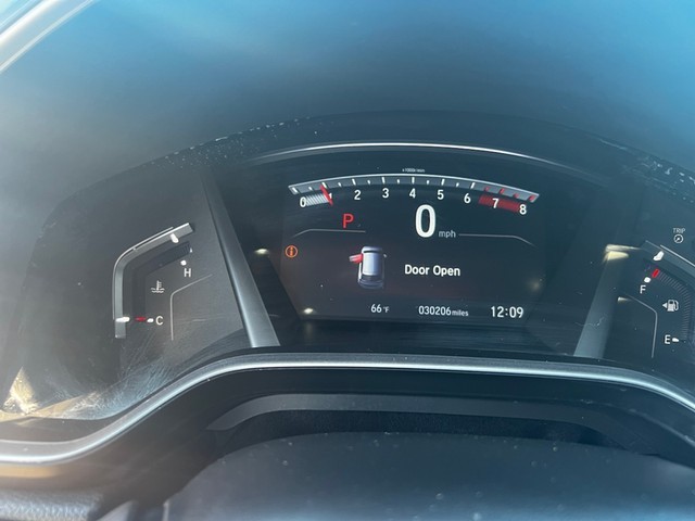 Honda CR-V Vehicle Full-screen Gallery Image 27