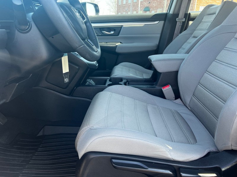 Honda CR-V Vehicle Full-screen Gallery Image 17