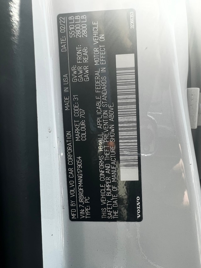 Volvo S60 Recharge Vehicle Full-screen Gallery Image 21