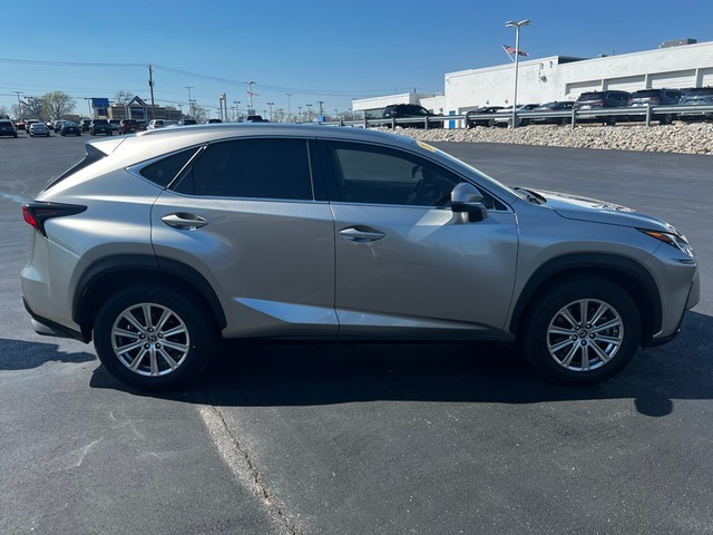 Lexus NX Vehicle Full-screen Gallery Image 02