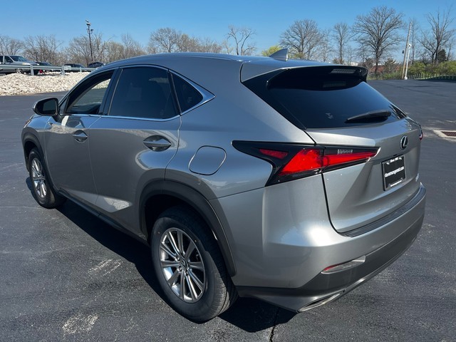 Lexus NX Vehicle Full-screen Gallery Image 07