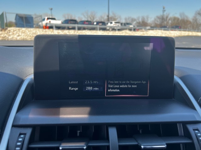 Lexus NX Vehicle Full-screen Gallery Image 13