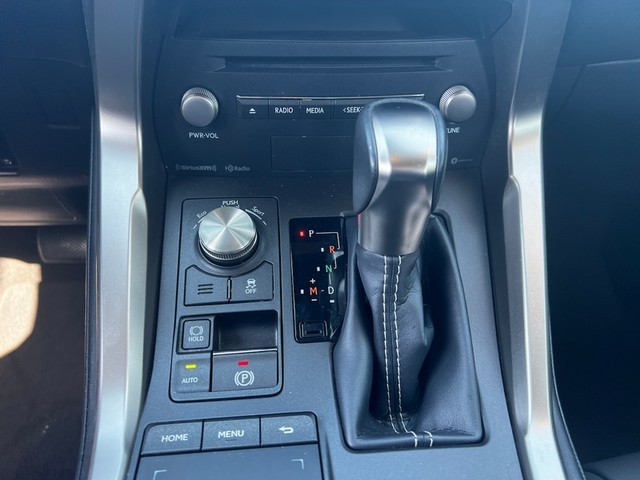 Lexus NX Vehicle Full-screen Gallery Image 15