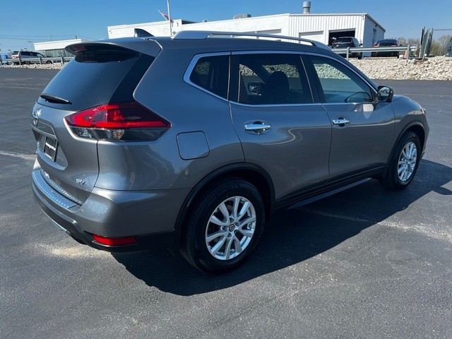 Nissan Rogue Vehicle Full-screen Gallery Image 03