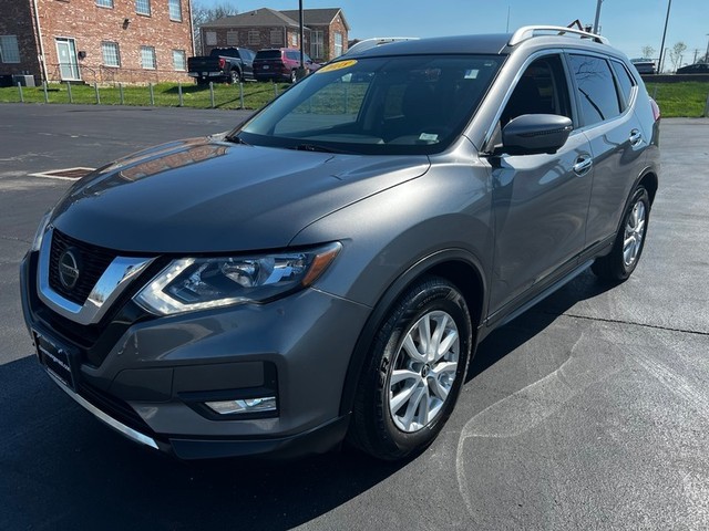 Nissan Rogue Vehicle Full-screen Gallery Image 08