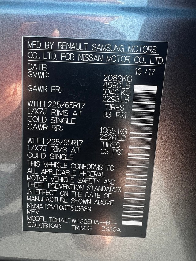 Nissan Rogue Vehicle Full-screen Gallery Image 21