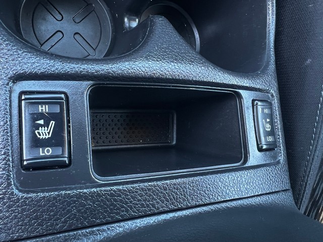 Nissan Rogue Vehicle Full-screen Gallery Image 27