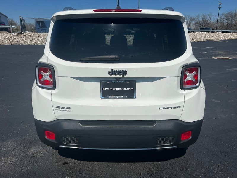 Jeep Renegade Vehicle Full-screen Gallery Image 04