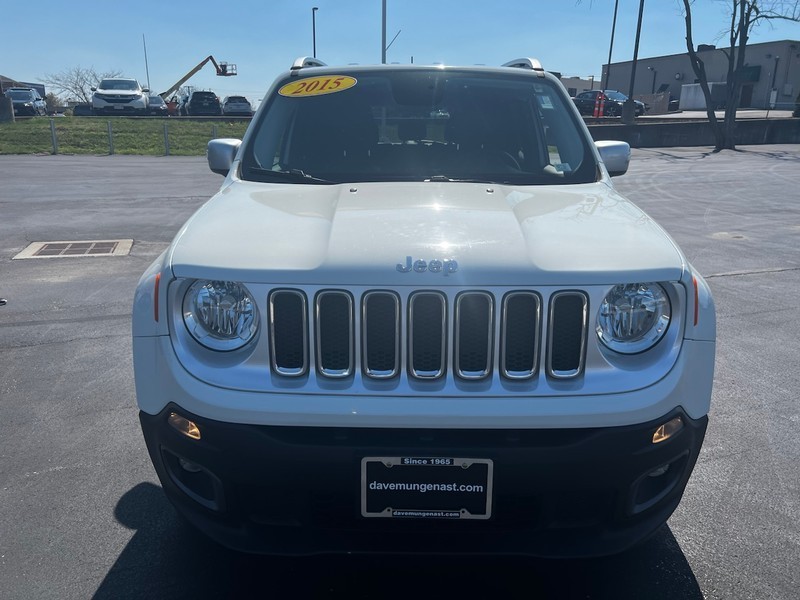 Jeep Renegade Vehicle Full-screen Gallery Image 09