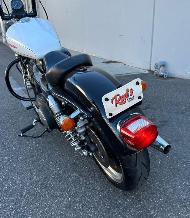 Harley-Davidson XL1200L Vehicle Full-screen Gallery Image 02