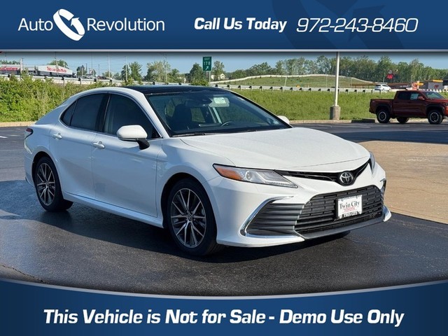 more details - toyota camry