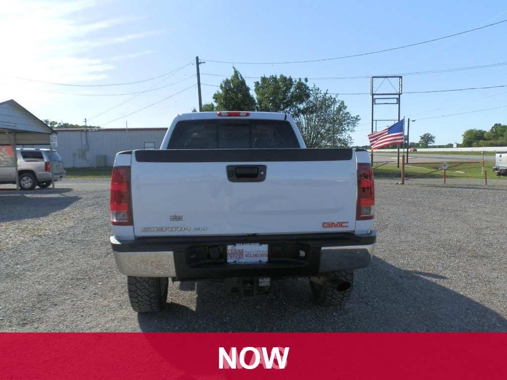 Acura ILX Vehicle Full-screen Gallery Image 05