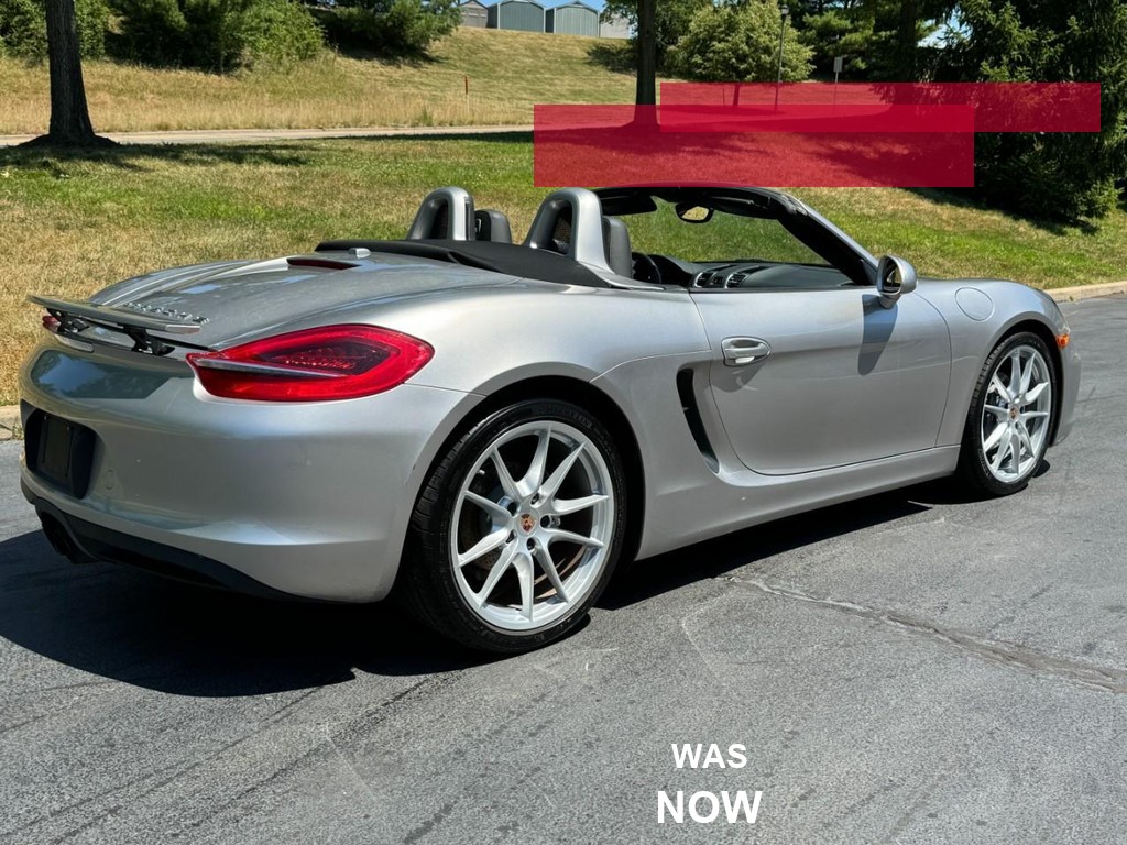 Acura ILX Vehicle Full-screen Gallery Image 12