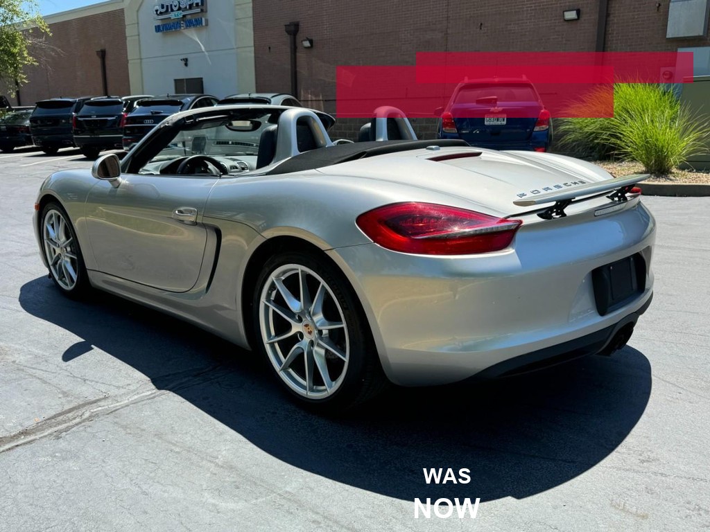 Acura ILX Vehicle Full-screen Gallery Image 13