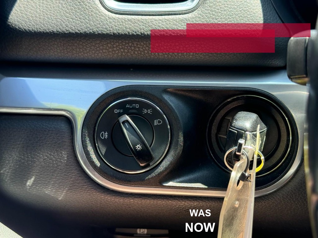 Acura ILX Vehicle Full-screen Gallery Image 22