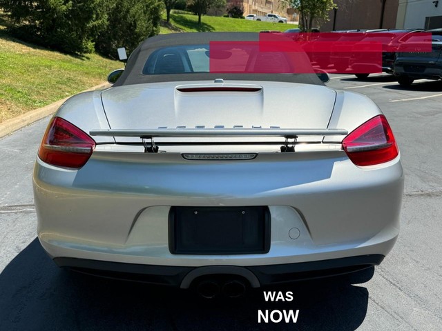 Acura ILX Vehicle Full-screen Gallery Image 09