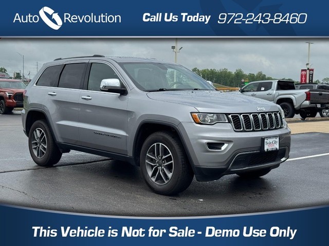 more details - jeep grand cherokee
