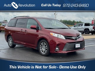 Toyota Sienna Limited - Farmers Branch TX