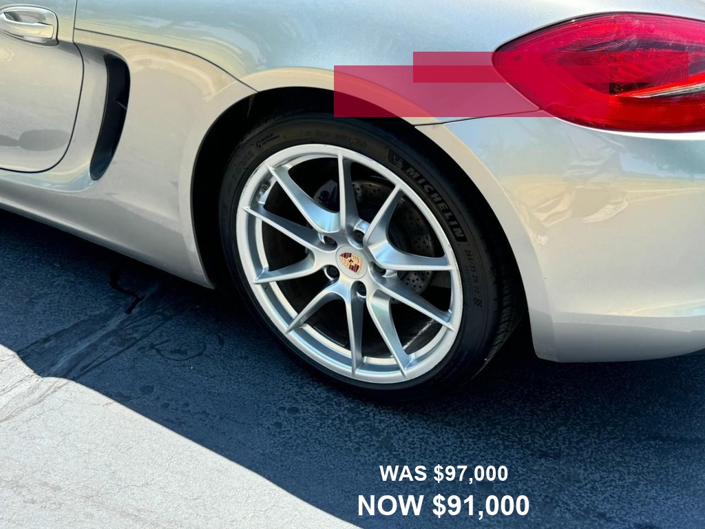 Acura ILX Vehicle Full-screen Gallery Image 05