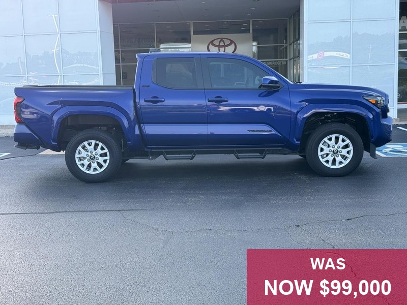 Toyota Tacoma 2WD Vehicle Full-screen Gallery Image 02