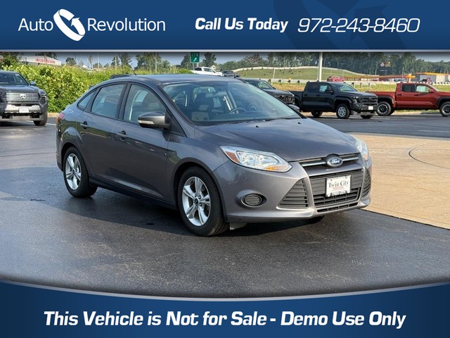 more details - ford focus sedan