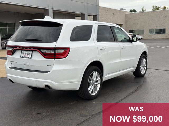 Dodge Durango Vehicle Full-screen Gallery Image 03