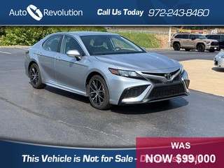 Toyota Camry SE - Farmers Branch TX