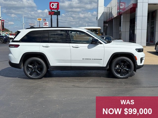 Jeep Grand Cherokee Vehicle Full-screen Gallery Image 02