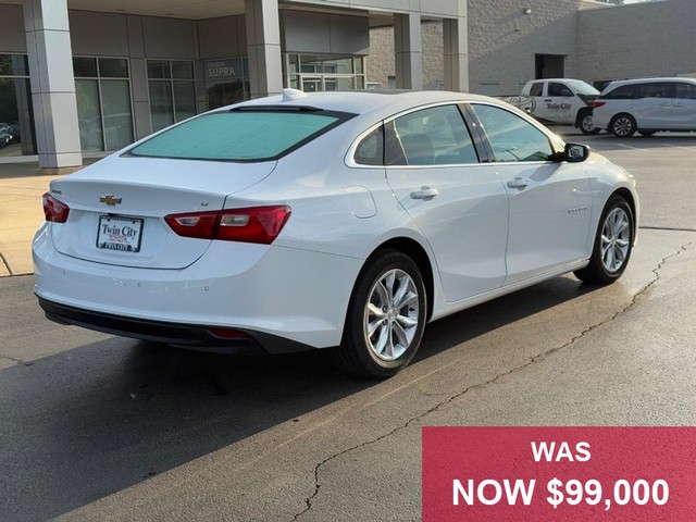 Chevrolet Malibu Vehicle Full-screen Gallery Image 03