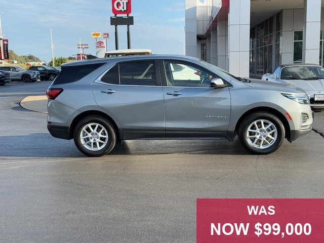 Chevrolet Equinox Vehicle Full-screen Gallery Image 02