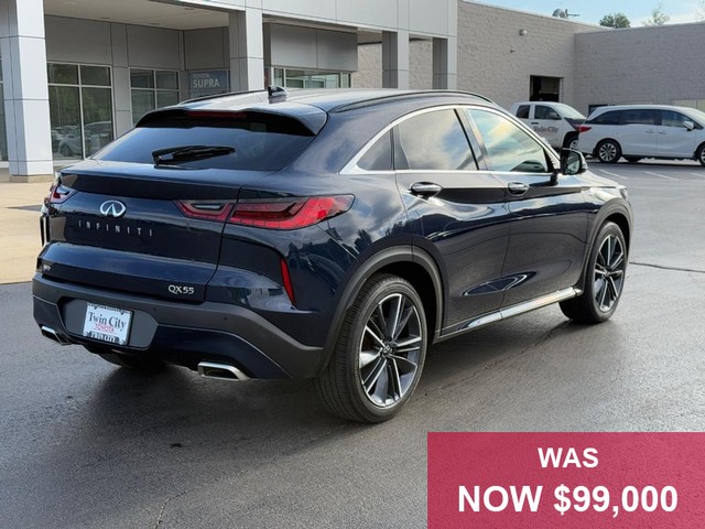 INFINITI QX55 Vehicle Full-screen Gallery Image 03