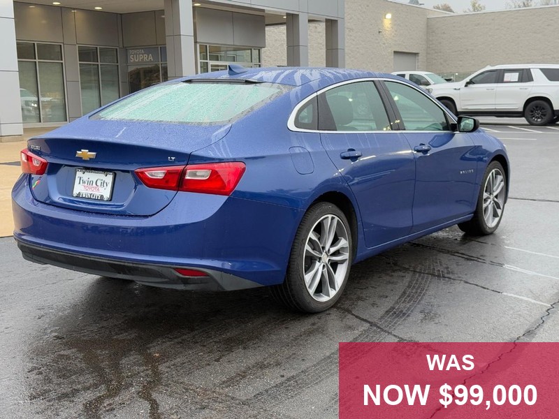 Chevrolet Malibu Vehicle Full-screen Gallery Image 03