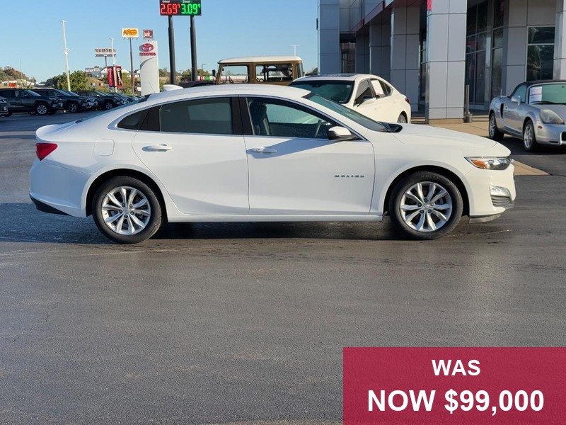 Chevrolet Malibu Vehicle Full-screen Gallery Image 02