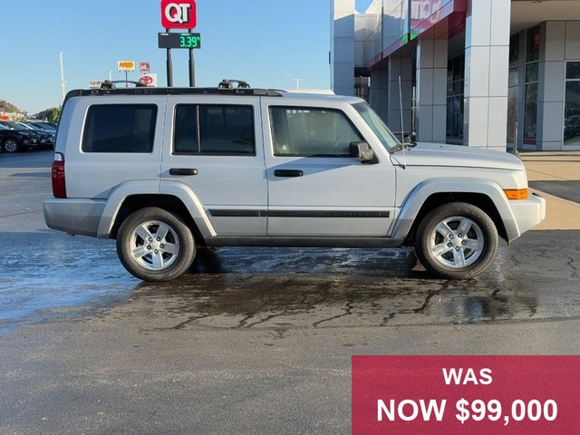 Jeep Commander Vehicle Full-screen Gallery Image 02