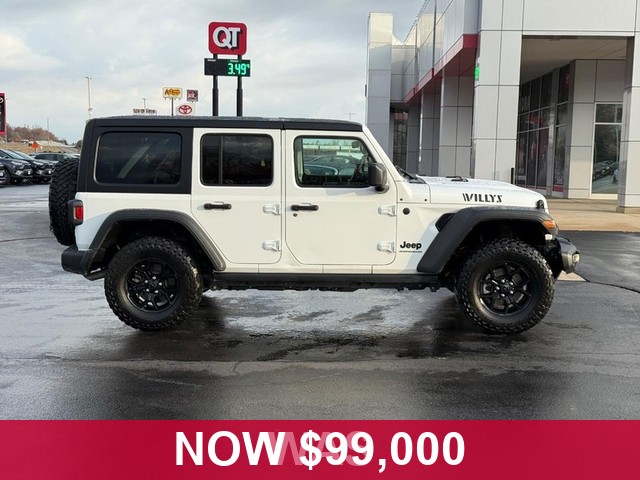 Jeep Wrangler Vehicle Full-screen Gallery Image 02